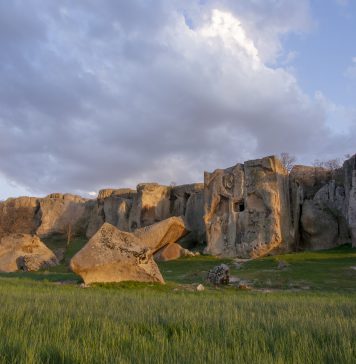 Eskişehir’in En Güzel 10 Kamp Alanı Yazılıkaya, Frig Vadisi, Eskişehir