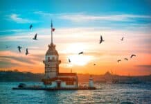 Üsküdar’da Gezilecek Yerler: En Popüler 11 Durak Kız Kulesi