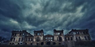 Dünyanın Dört Bir Yanından Gizemli Rotalar Ve Hikayeleri Ürkütücü ve Gizemli Yerler