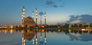 Çukurova’nın İncisi Adana Nerede, Adana’ya Nasıl Gidilir? Adana Camii