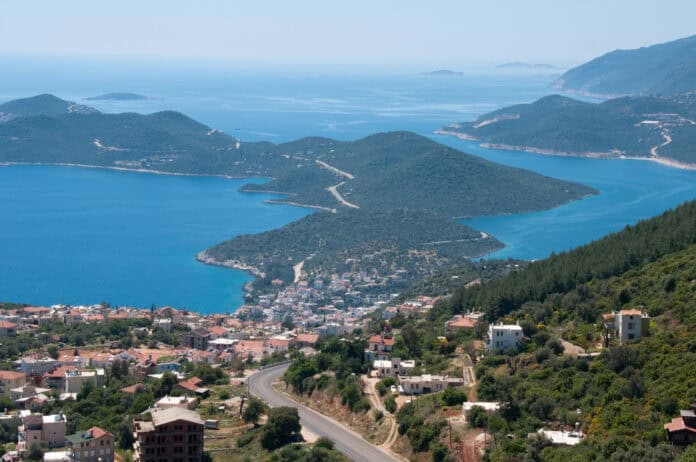 Görünce Arabayı Sağa Çektiren Türkiye’nin En Güzel Seyir Terasları Kaş Panorama