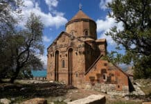 Van Gezilecek Yerler: Gölden Kaleye 30 Harika Durak (2025 Rehberi) Van Gezilecek Yerler: Gölden Kaleye 30 Harika Durak (2025 Rehberi)