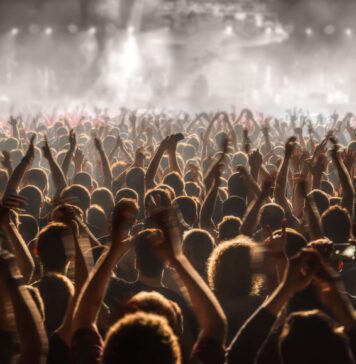 Müzik Tutkunlarına Özel: Ağustos Ayı Konser Takvimi Ağustos Ayı Konserleri