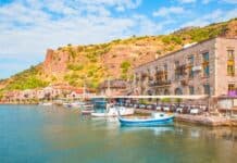 Güneye İnmek İstemeyenler İçin Alternatif: Kuzey Ege Köyleri Güneye İnmek İstemeyenler İçin Alternatif: Kuzey Ege Köyleri