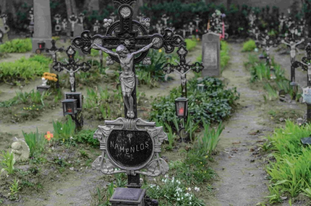 Friedhof der Namenlosen - İsimsizler Mezarlığı