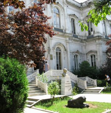 Manzarasıyla Büyüleyen Öğretmenevleri Manzarasıyla Büyüleyen Öğretmenevleri