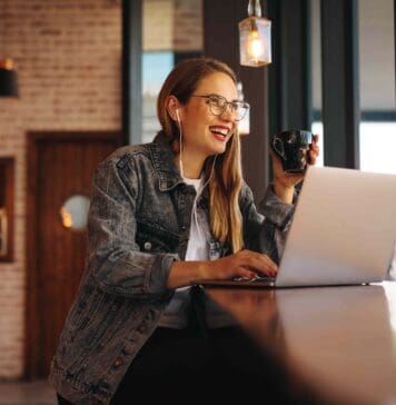 Evden Çalışanların İstanbul’da Gidebileceği En Keyifli Mekanlar Evden Çalışanların İstanbul’da Gidebileceği En Keyifli Mekanlar