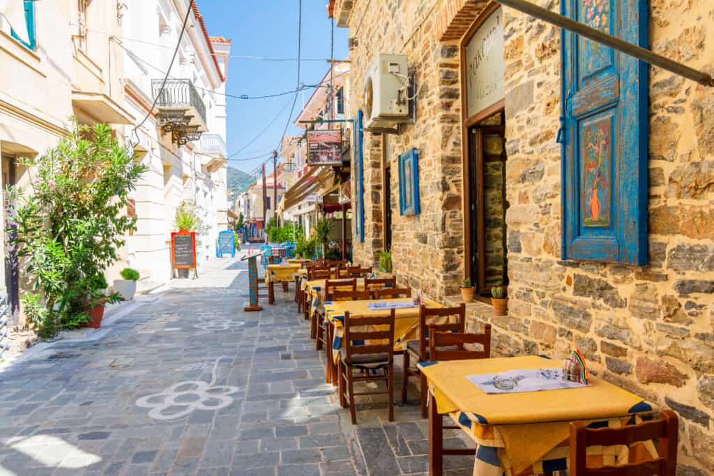 Samos Adası Sokakları