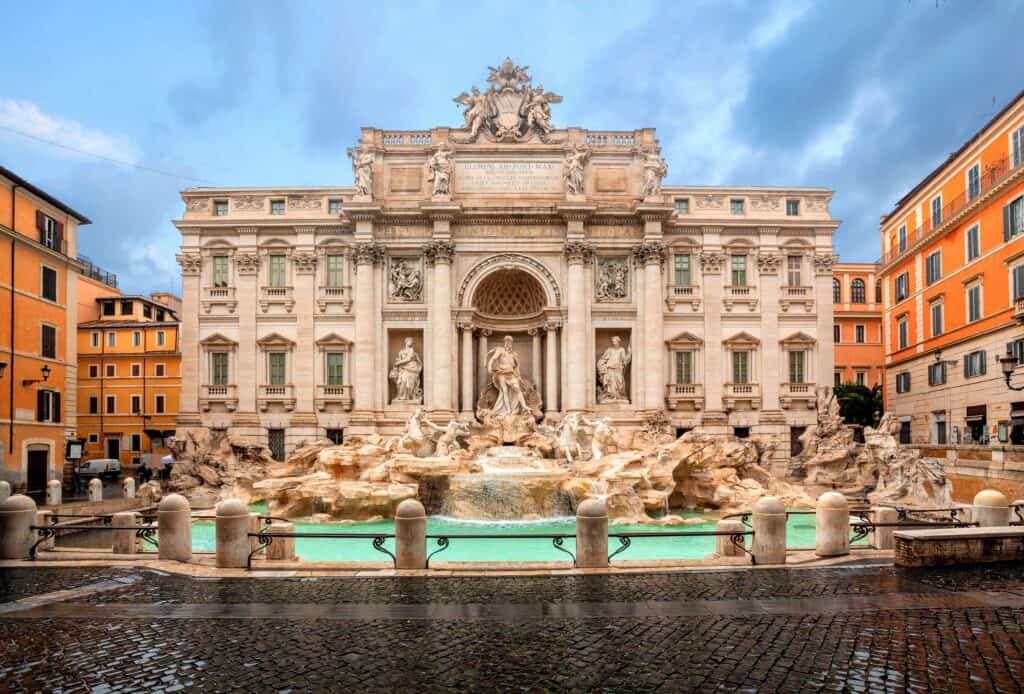 Roma, Aşk Çeşmesi (Fontana di Trevi)