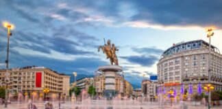 Üsküp Gezi Rehberi: 3 Günlük Keşif Planınız Hazır Üsküp Gezi Rehberi: 3 Günlük Keşif Planınız Hazır