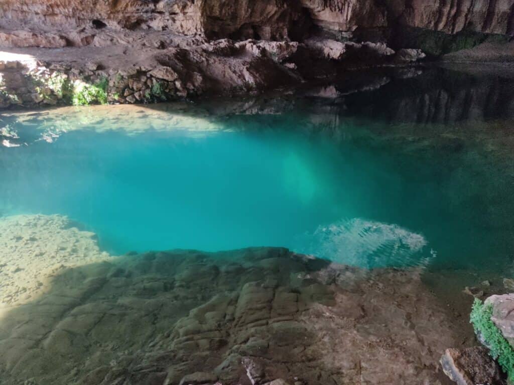 Derinsu (Deniz) Mağarası