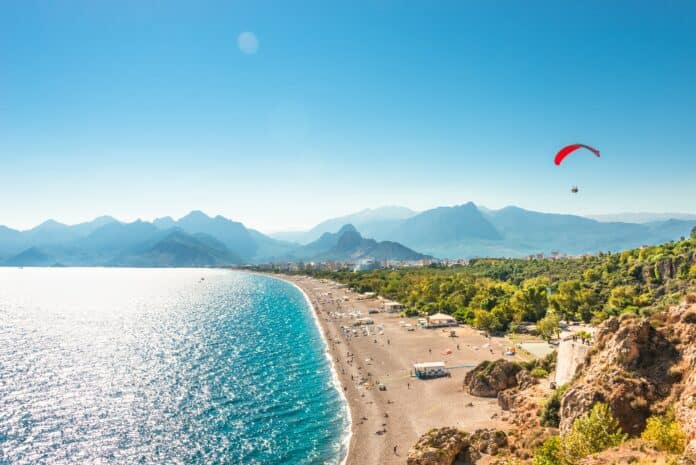 Antalya Tatil Yerleri: Gizli Cennetler ve Popüler Noktalar Antalya Tatil Yerleri