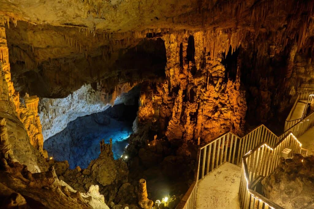 Aynalıgöl (Gilindire) Mağarası, Mersin