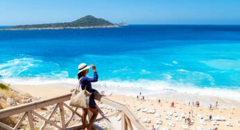 Akdeniz Plajları: Yazın Keyfini Çıkarabileceğiniz 10 Akdeniz Plajı