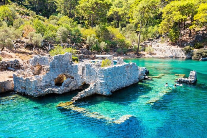 Muğla Gezi̇lecek Yerler : Yeşi̇l ve Mavi̇ni̇n Buluştuğu Göz Alıcı Rotalar Sedir Adası