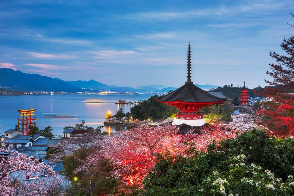 Itsukushima (Miyajima Adası)