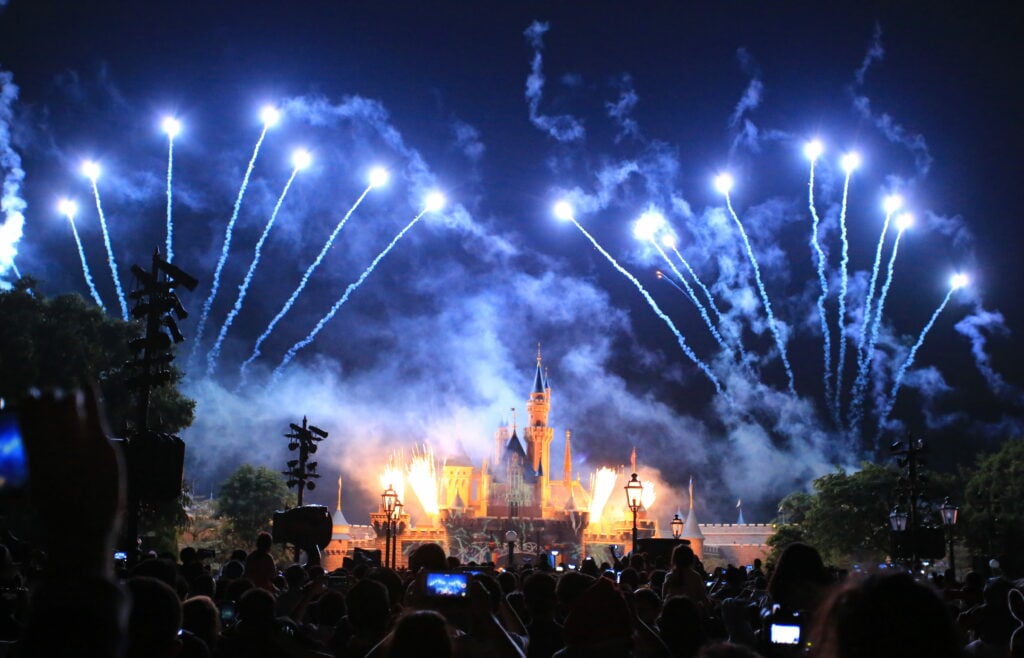 Hong Kong Disneyland, Çin