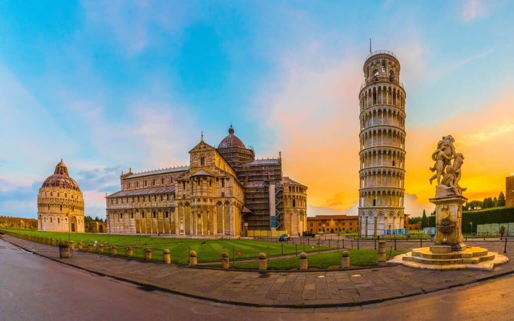 The Piazza dei Miracoli (Mucizeler Meydanı), Pisa 