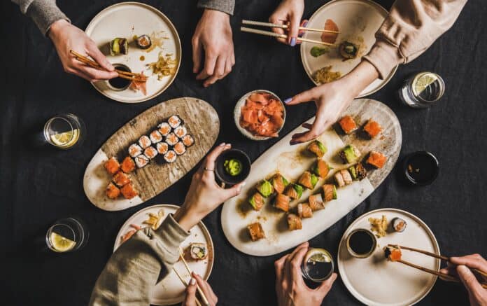 Japonya’nın Meşhur Yemekleri: Sushi’den Ramen’e En İyi 16 Lezzet Japonya'nın Meşhur Yemekleri: Sushi'den Ramen'e En İyi 16 Lezzet