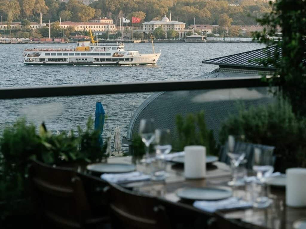 Mürver, Karaköy