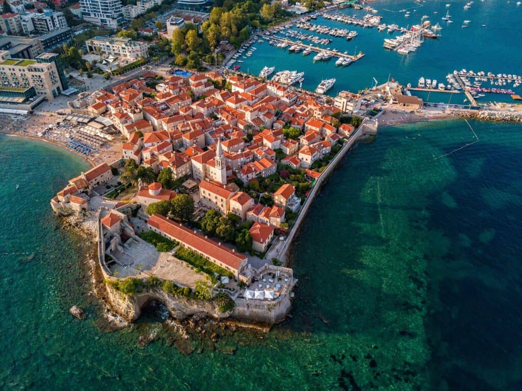  Stari Grad (Budva Eski Şehir) 