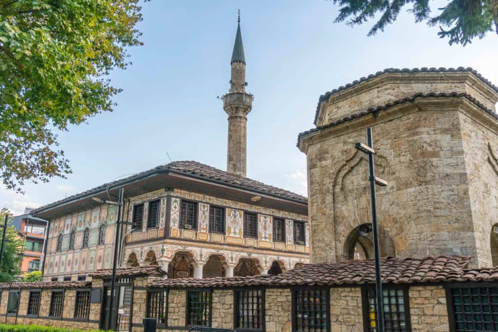 Alaca Camii