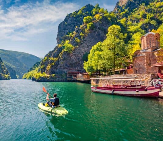 Balkanlar’da Ziyaret Edilecek En Güzel Şehirler: Tur Planlama Rehberi Balkan Ülkeleri Rehberi: Keşfedebileceğiniz En Güzel 23 Şehir