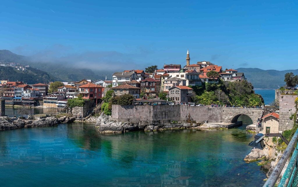Amasra Gezilecek Yerler: Görülmesi Gereken 24 Nokta