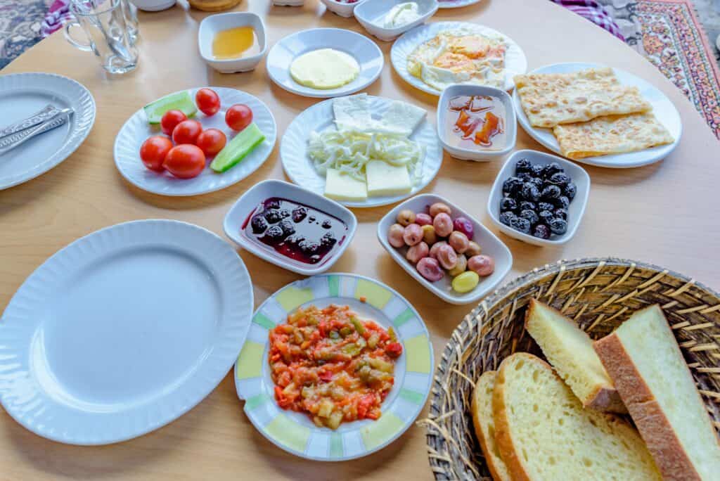 Geleneksel Köy Kahvaltısı