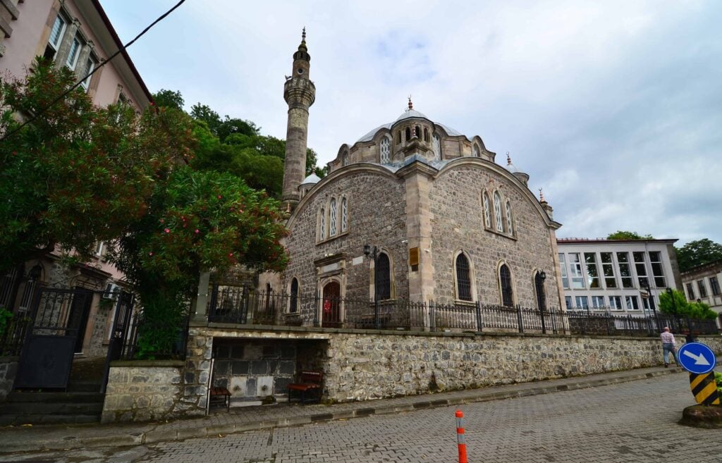 Kale Cami