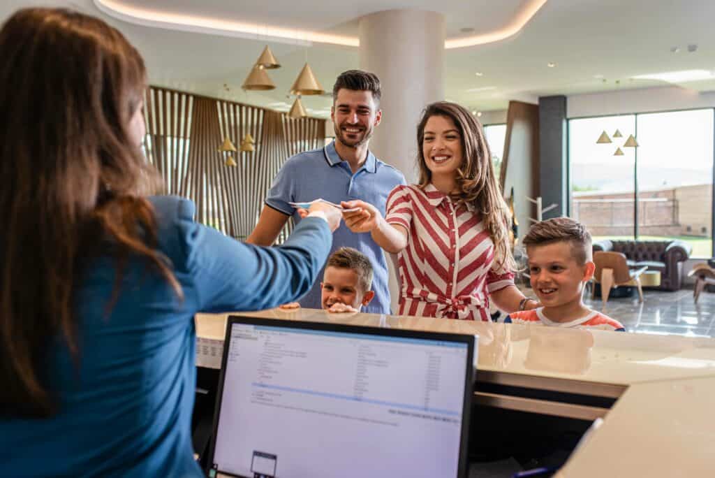 Check-in ve Check-out Saatlerinde Dikkat Edilmesi Gerekenler