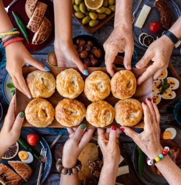 İzmir’in Meşhur Lezzetleri- İzmir Yemekleri İzmir'in Meşhur Lezzetleri- İzmir Yemekleri