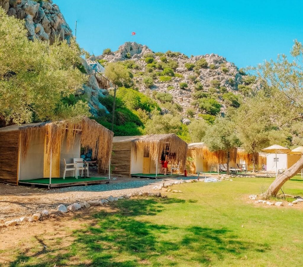 Sığ Liman Beach & Glamping