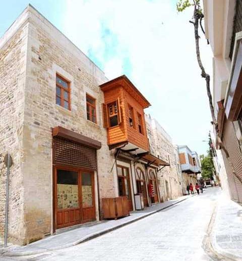 Tarihi Akcurun Caddesi