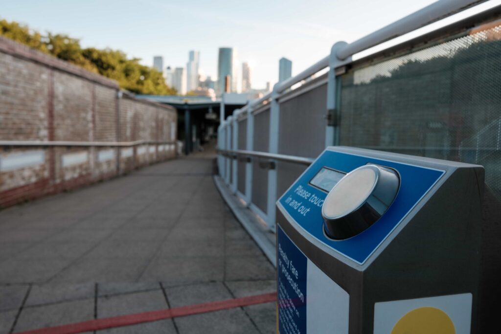 İngiltere’de Toplu Taşıma Ücretleri