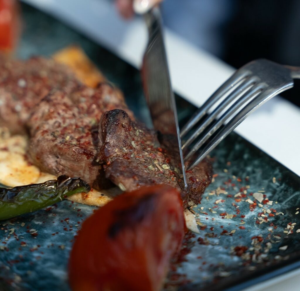 Altıbuçuk Adana Ocakbaşı, Şişli