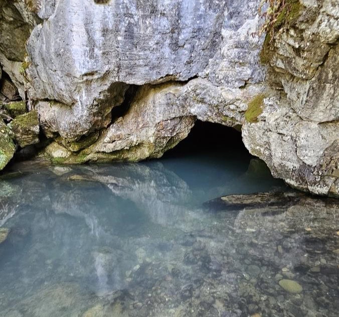 Çayır Köyü Su Mağarası