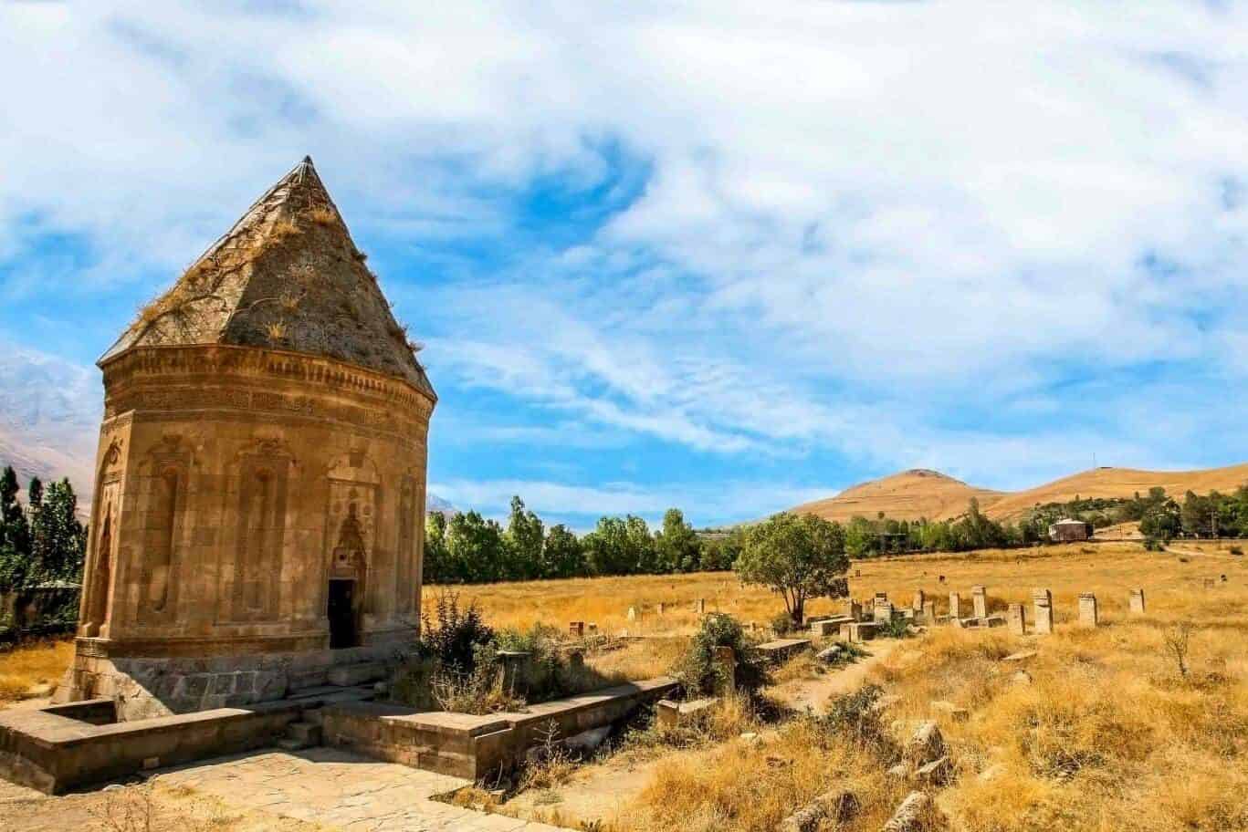 Halime Hatun Kümbeti