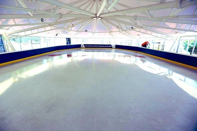 Kağıthane Buz Pisti