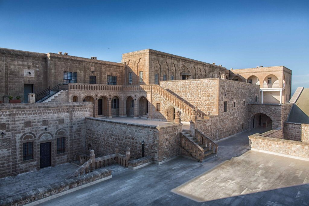 Deyrulzafaran Manastırı