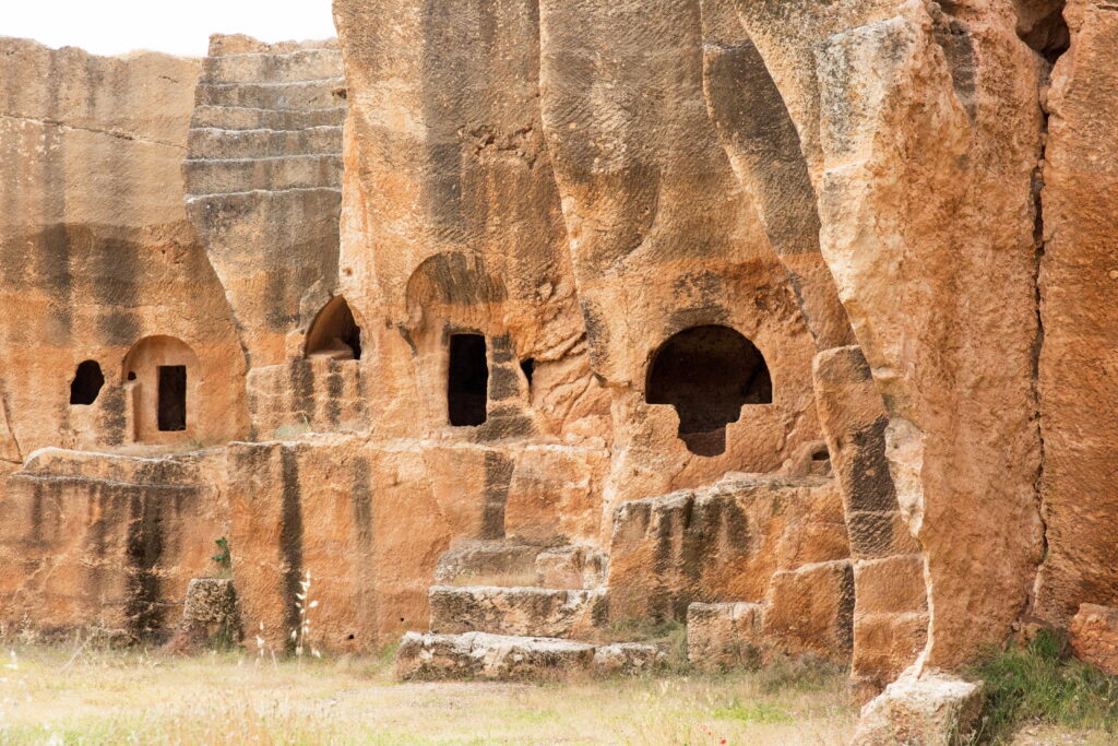 Midyat Mağaraları