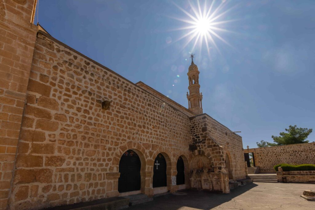 Mor Abraham Habel Manastırı