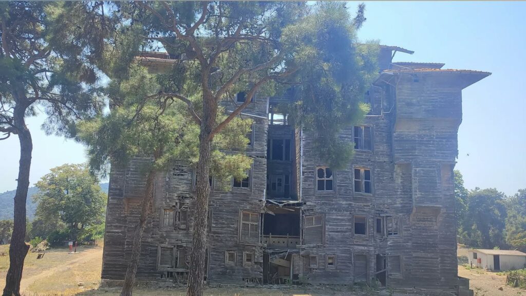 Büyükada Rum Yetimhanesi